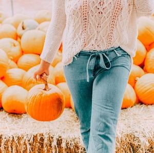 Tie Jeans